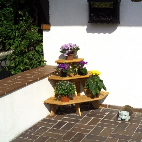 Abgebildete Blumen-Deko nicht im Lieferumfang enthalten.