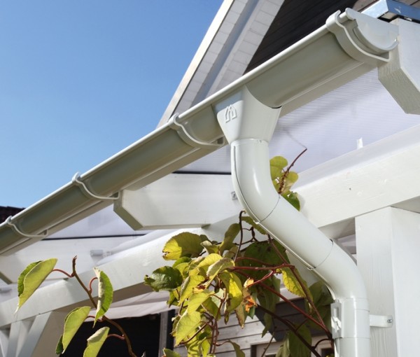 Skan Holz Metall-Regenrinnen-Set 648 cm Länge, weiß